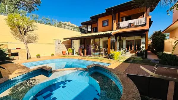 Casa de Alto Padrão no Quinta da Malota II – Lazer Completo e Segurança