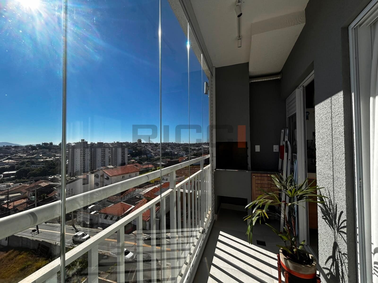 Apartamento à venda no Condomínio Phoenix – Sofisticação, conforto e excelente aproveitamento de espaços