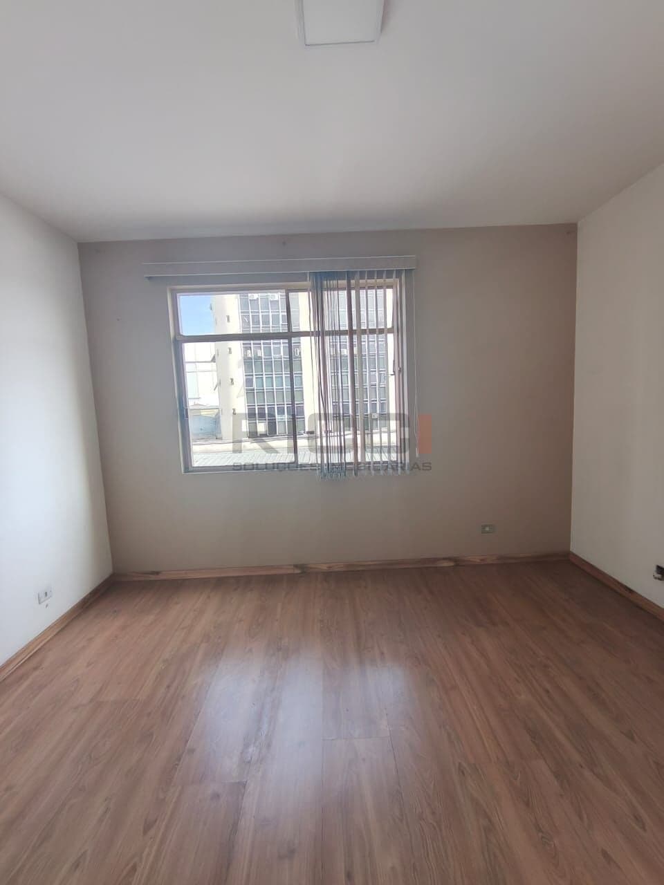 Sala/Conjunto em Mogi das Cruzes - Centro