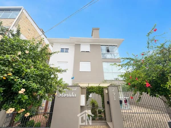 Apartamento semi mobiliado