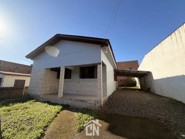 Casa na Rua Osvaldo Aranha, próxima ao Centro