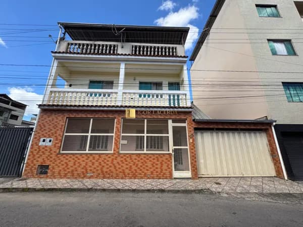 Casa independente à venda no bairro Progresso