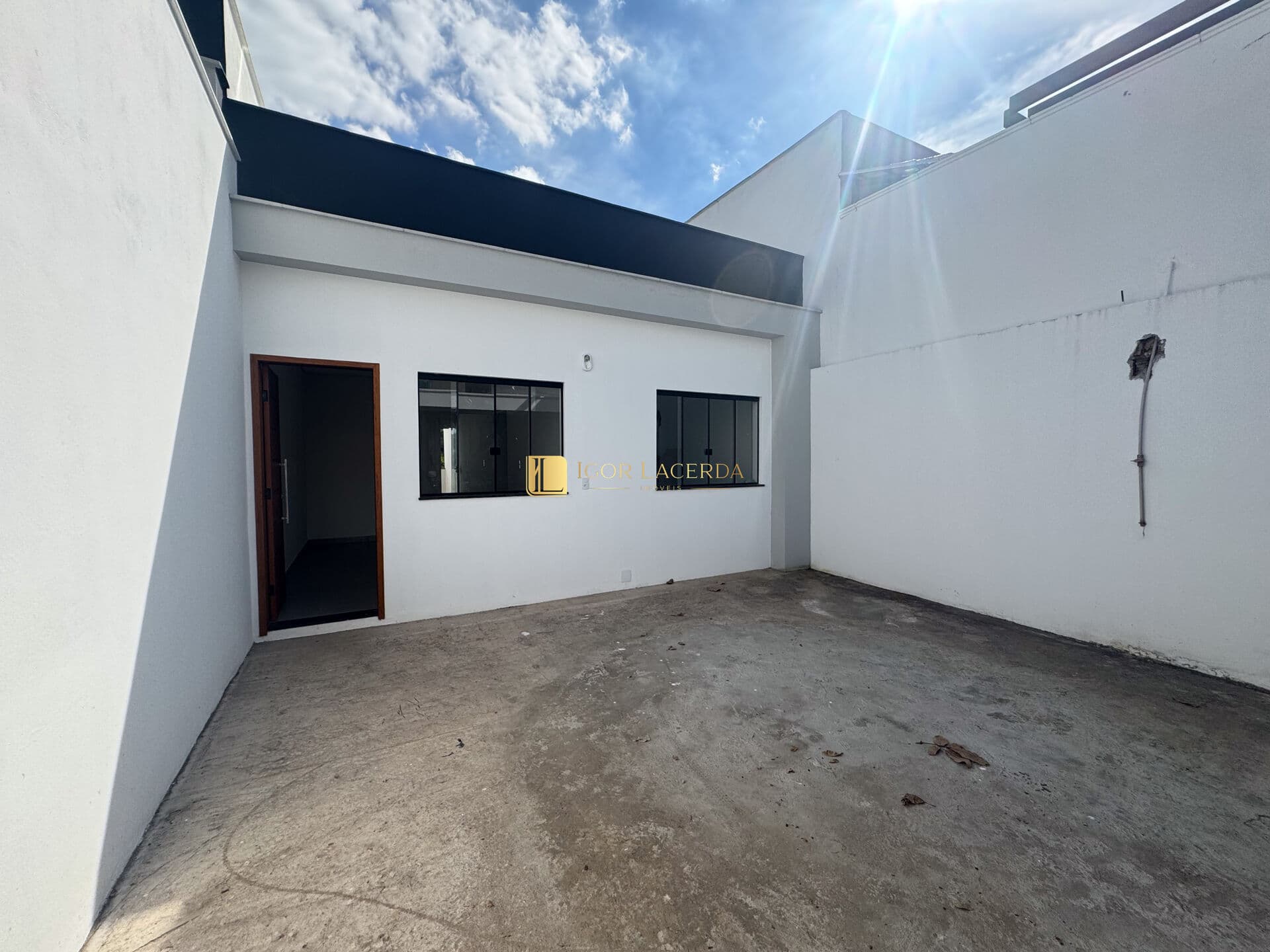Casa geminada à venda no bairro São Marcos