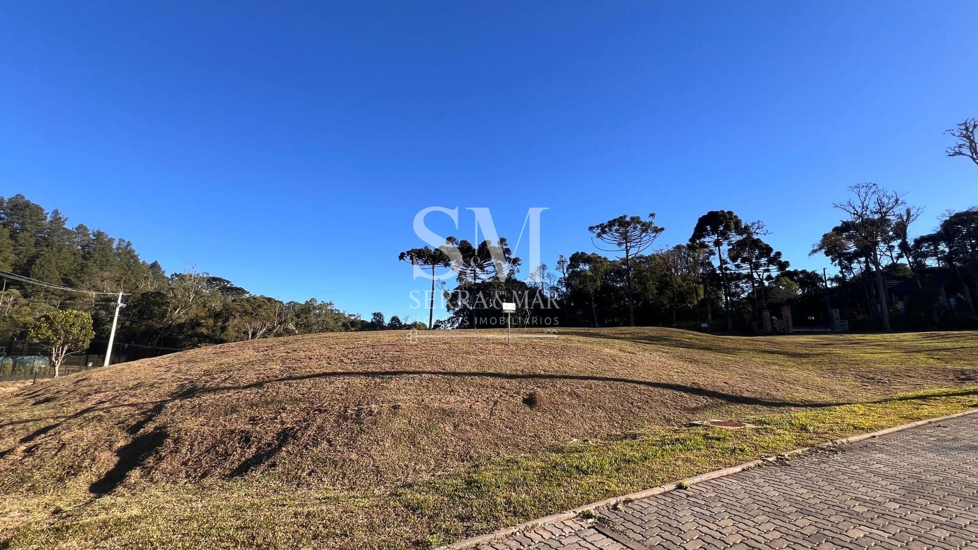 🌿 Lote à venda no Condomínio Fuego – Campo Alegre/SC