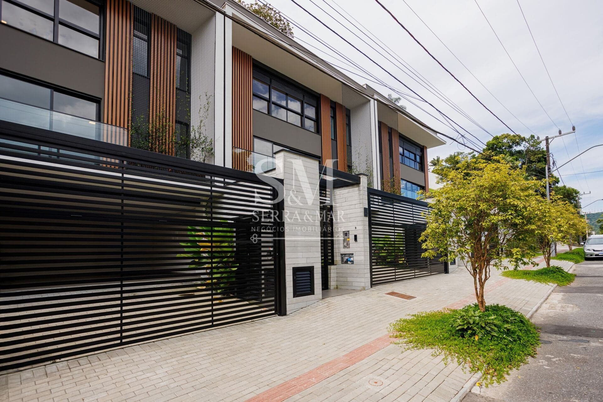 SOBRADO ALTO PADRÃO NO BAIRRO AMÉRICA – JOINVILLE/SC