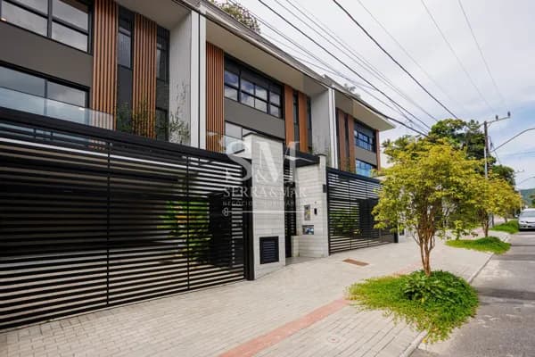 SOBRADO ALTO PADRÃO NO BAIRRO AMÉRICA – JOINVILLE/SC