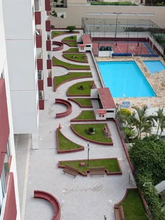 Apartamento à venda 2 quartos no Portão Curitiba, próximo Vila Izabel e Água Verde em condomínio clube