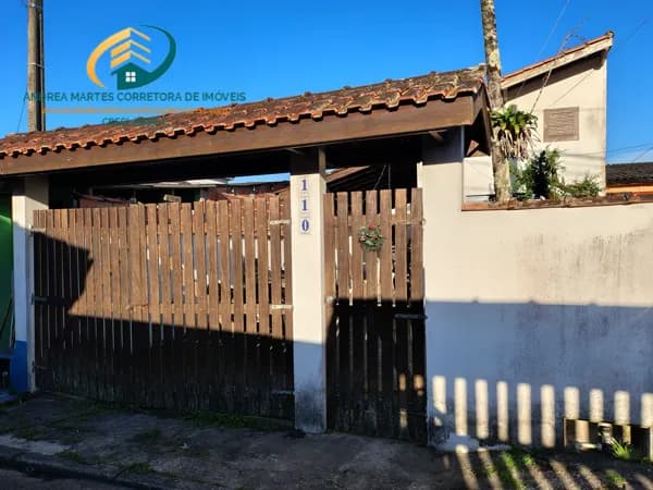 Casa à venda no Massaguaçu em Caraguatatuba