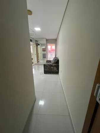Apartamento com 2 Dormitórios e Suíte – Excelente Distribuição e Pronto para Morar!