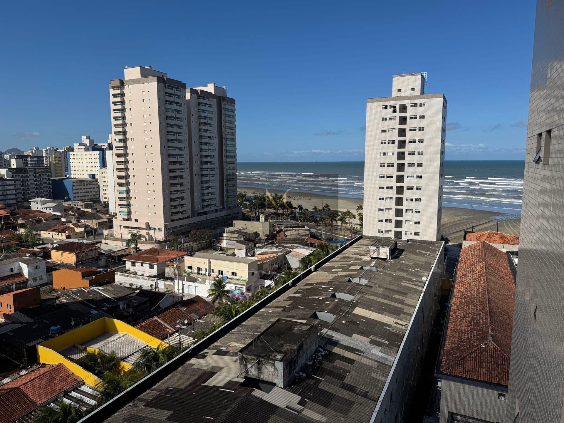 Apartamento vista mar, 2 dormitorios sendo 1 suite, 1 vaga, mirim