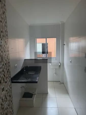 Casa em Condomínio - A venda