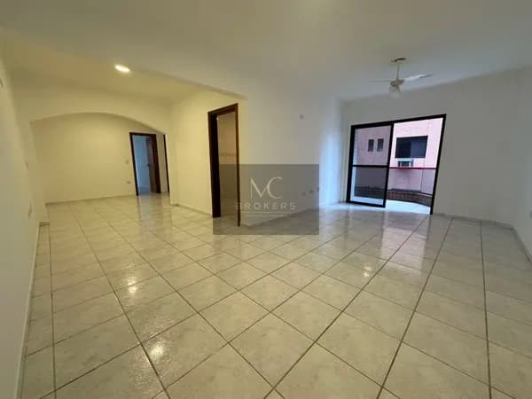 Apartamento à venda no bairro Canto do forte em Praia Grande, SP. 2 dormitórios, 1 suíte!