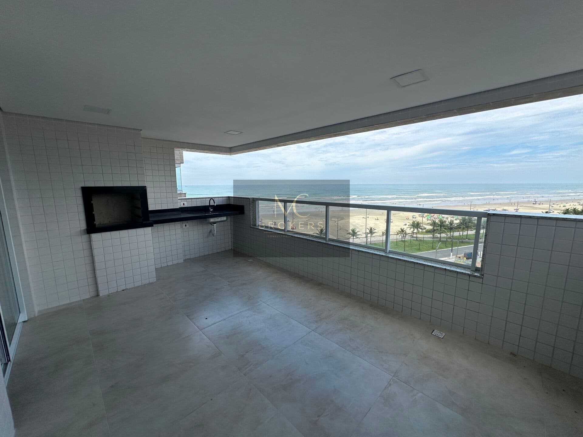 3 Dormitórios 2 suites, vista mar, 2 vagas