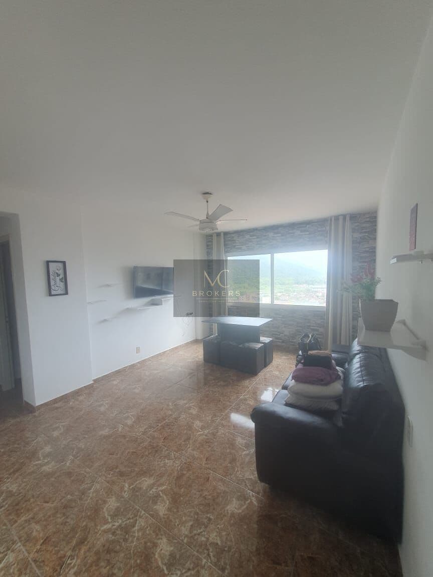 Apartamento mobiliado à venda no Solemar Praia Grande, SP. 2 dormitórios convertido em 3!