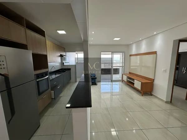 Apartamento à venda no bairro Guilhermina em Praia Grande, SP. 2 dormitórios (sendo 1 suíte).
