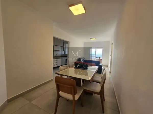 Apartamento à venda no bairro Tupi em Praia Grande, SP. 2 dormitórios sendo 2 suítes.