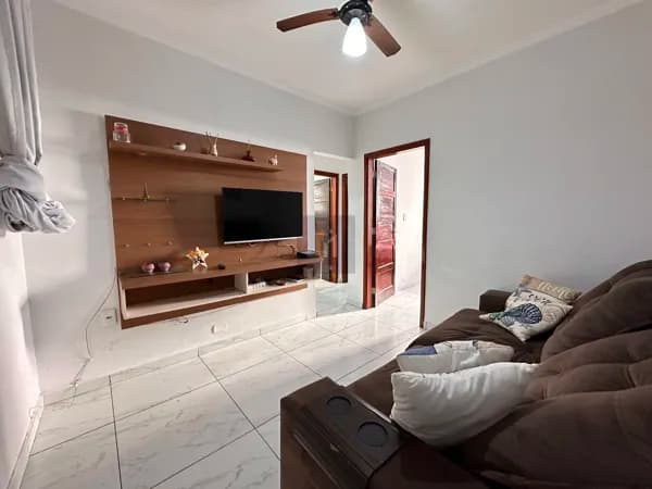 Apartamento Mobiliado para locação definitiva no Bairro Guilhermina em Praia Grande, SP. 2 Dormitórios!