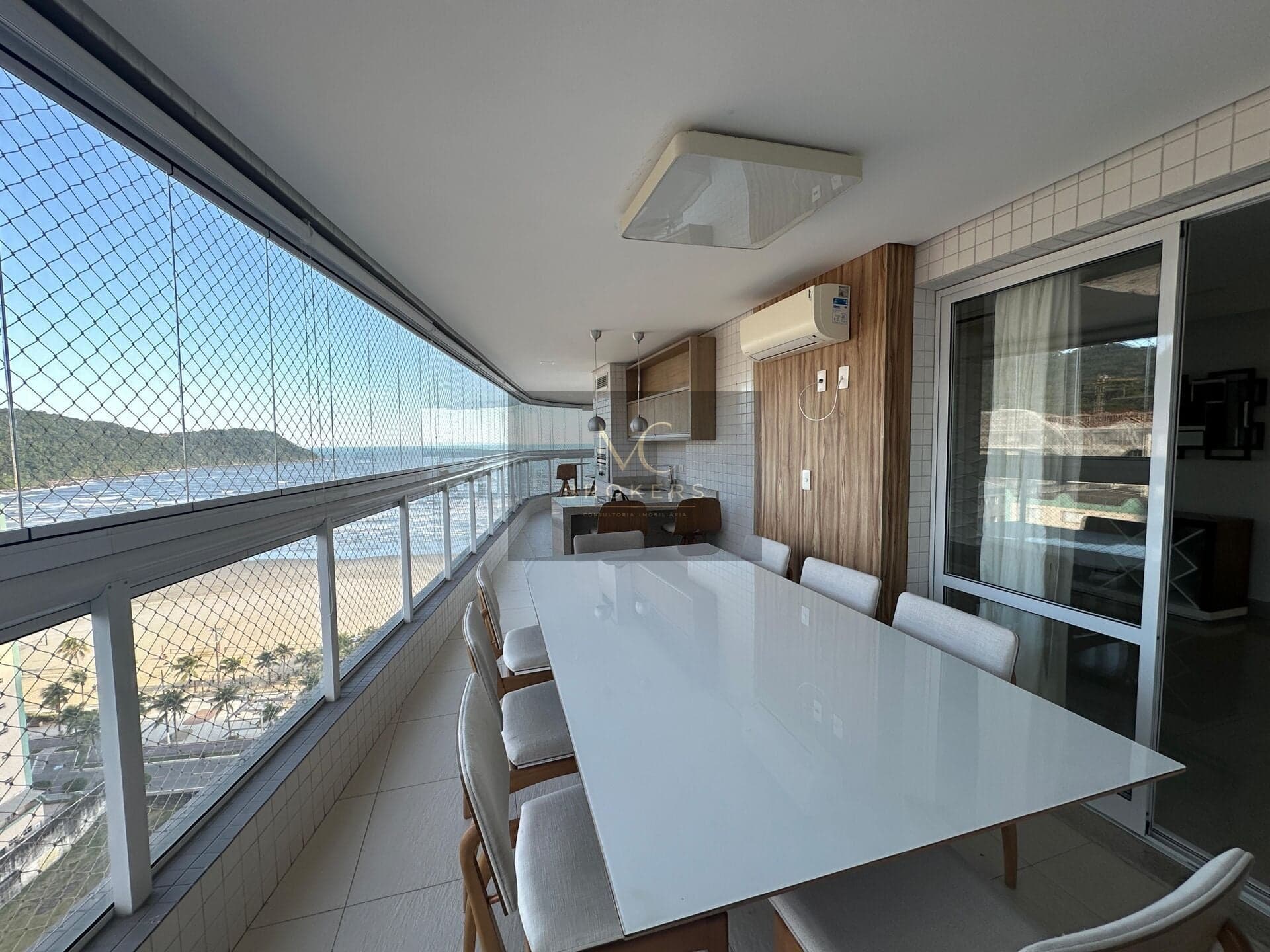 Apartamento em Praia Grande - Canto do Forte
