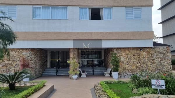 Apartamento Padrão 2 Dormitórios Frente Mar no Bairro Gonzaguinha São Vicente