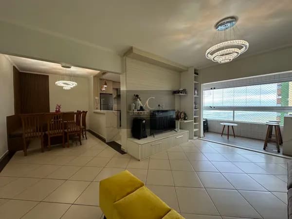 Apartamento vista mar à venda no bairro Guilhermina em Praia Grande, SP. 3 dormitórios (1 suíte), 2 vagas de garagem!