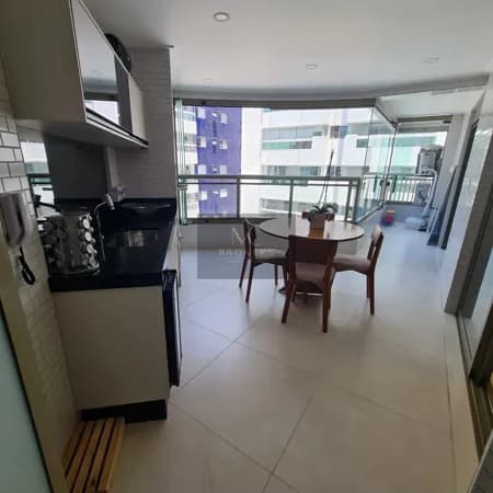 Apartamento Padrão 2 Dormitórios sendo 1 suíte e 2 vagas demarcadas