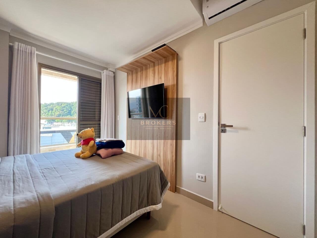 Apartamento à venda no bairro Boqueirão em Praia Grande, SP. 2 dormitórios