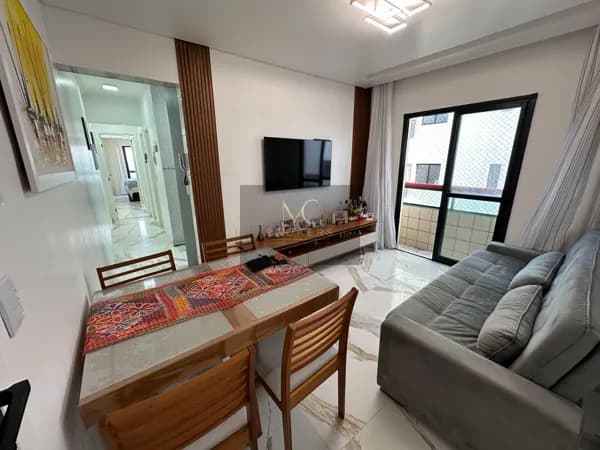 Apartamento Frente Mar 2 dormitórios e 1 suíte no bairro Maracanã