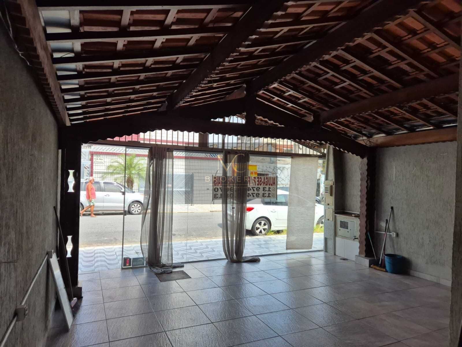 Ponto comercial para locação no bairro Tupi em Praia Grande, SP.2 salas com banheiro.