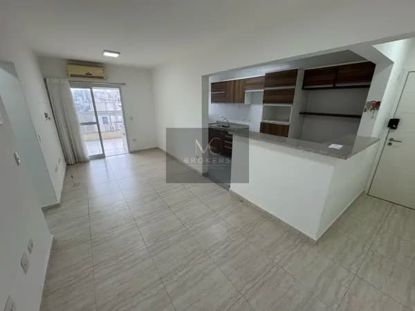 Apartamento 2 dormitórios sendo 1 suite, 1 vaga, tupi