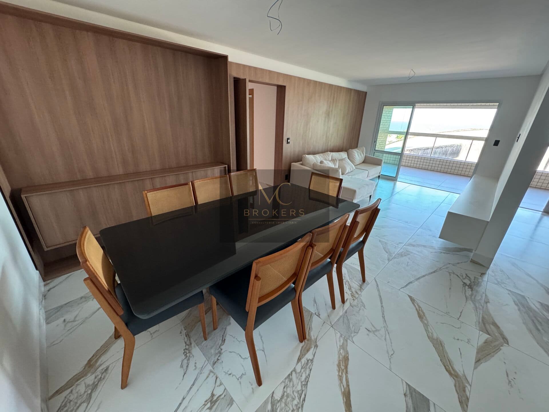 Apartamento vista mar, 3 dormitorios 2 suites, 2 vagas demarcadas, aviação