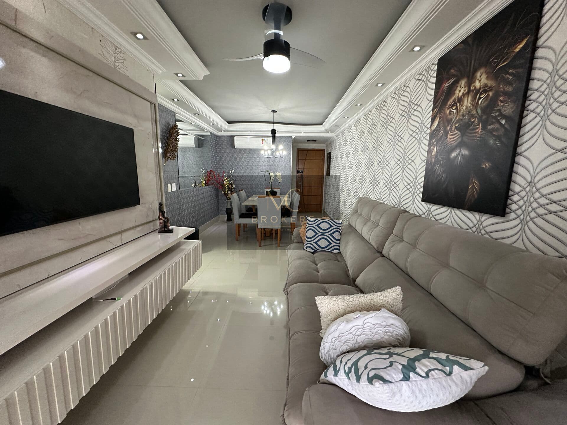 Apartamento à venda no bairro Boqueirão em Praia Grande, SP. 2 dormitórios (2 suíte)