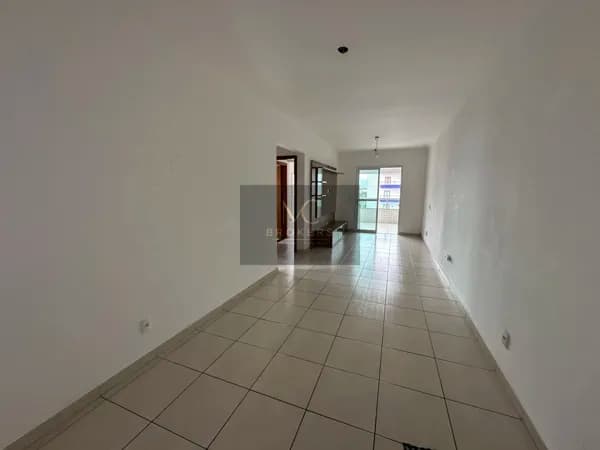Apartamento dois dormitorios, frente rua sendo uma suite,varanda gourmet