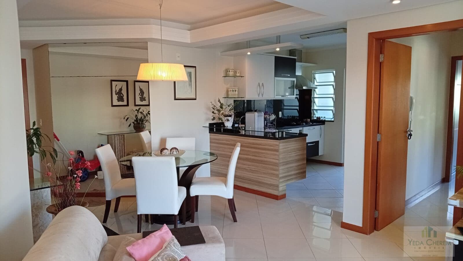 Apartamento a venda bairro Agronômica Florianoplis SC.