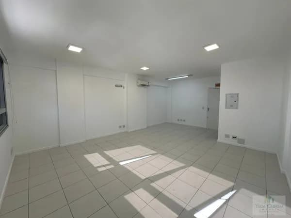 Sala Comercial no Estreito - Florianópolis