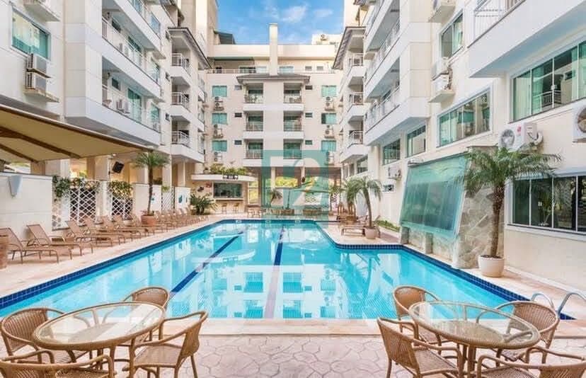 Oportunidade de Investimento em Bombinhas: Apartamento Mobiliado com Lazer Completo!