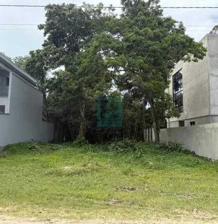 TERRENO Ã VENDA NA PRAIA DO MARISCAL- BOMBINHAS/SC