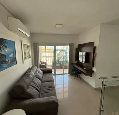 Apartamento Mobiliado com 3 Suítes a 250 m da Praia de Canto Grande - Bombinhas/SC