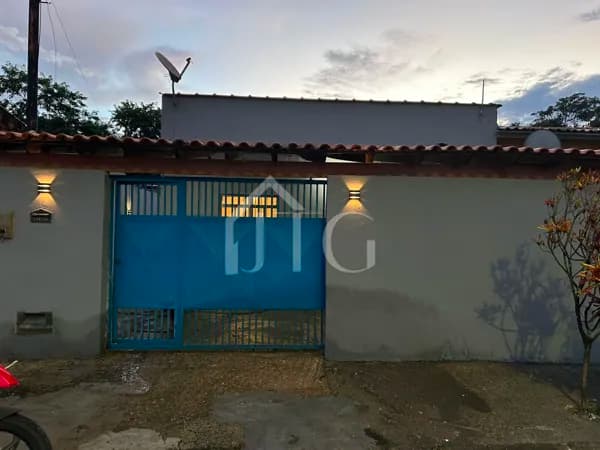 Casa com 02 quartos no bairro Jardim Aliança, em Resende/RJ