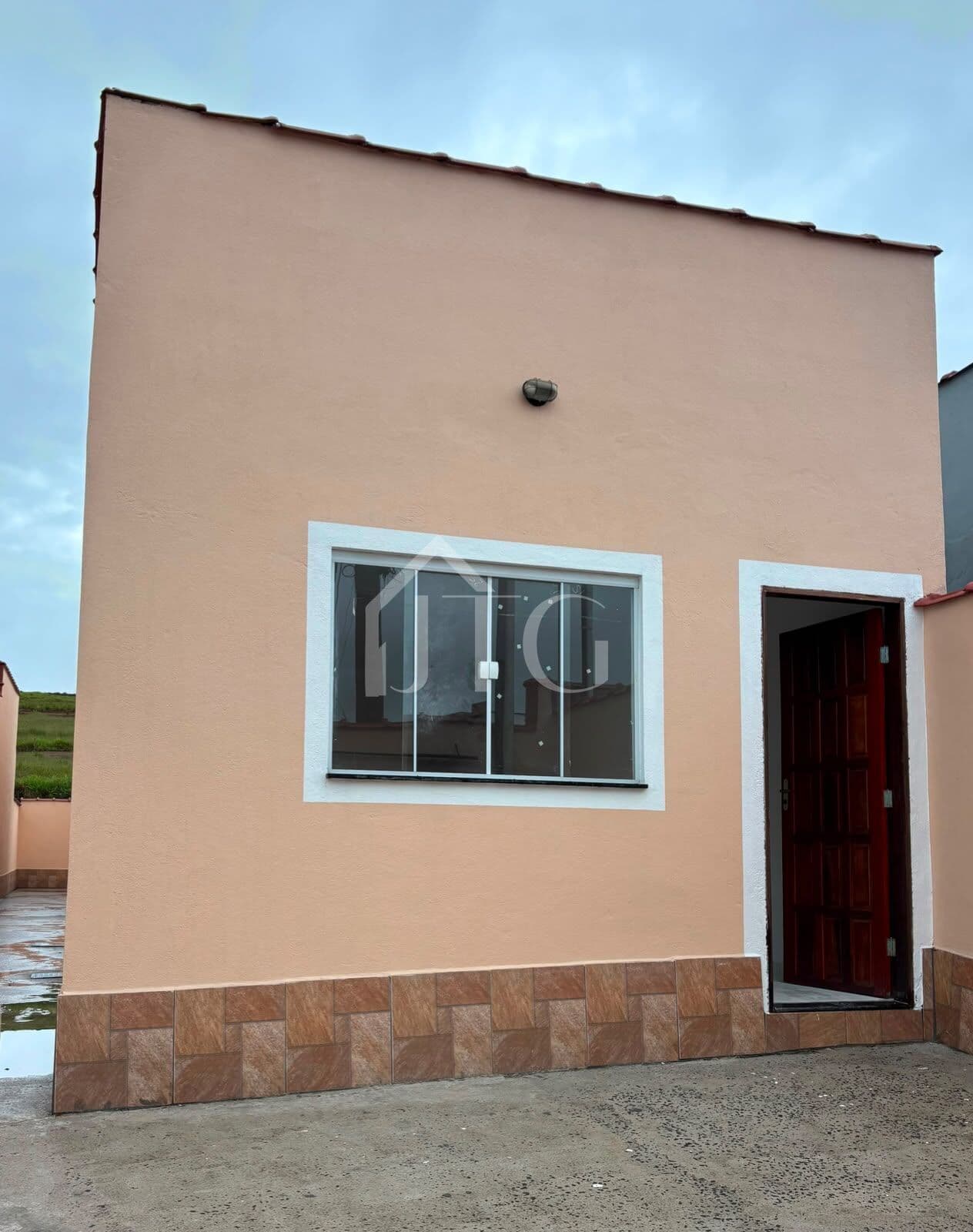 Casa com 03 quartos no bairro Bela Vista em Resende/RJ