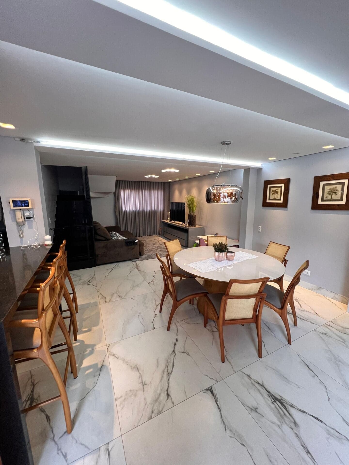 🏡 Sobrado em Condomínio Fechado | 4 Quartos | Apenas R$ 900.000,00