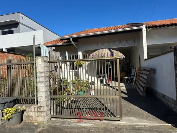 Casa a venda em Indaial/SC