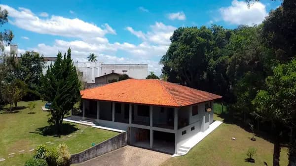 Casa de alto Padrão e Terreno para investimento em Campo Largo/PR