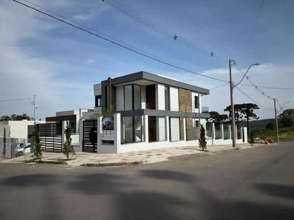 Casa à venda no bairro Nossa Senhora da Saúde em Caxias do Sul/RS