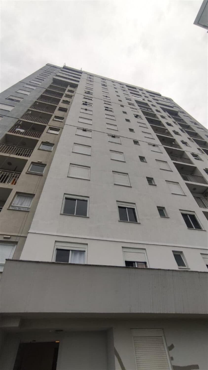 Apartamento à venda no bairro De Lazzer em Caxias do Sul/RS