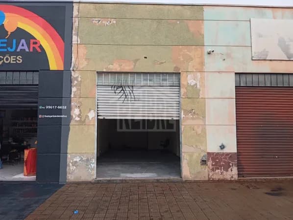 Sala/Conjunto em Bandeirantes - Setor 4