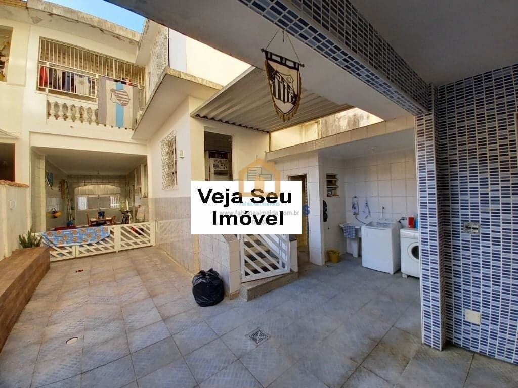 Casa Sobrado 4 dormitórios, sendo 1 suíte à venda no bairro Campo Grande - Santos/SP