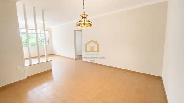 Apartamento 2 dormitórios - 1 vaga de garagem - térreo Embaré, Santos/SP