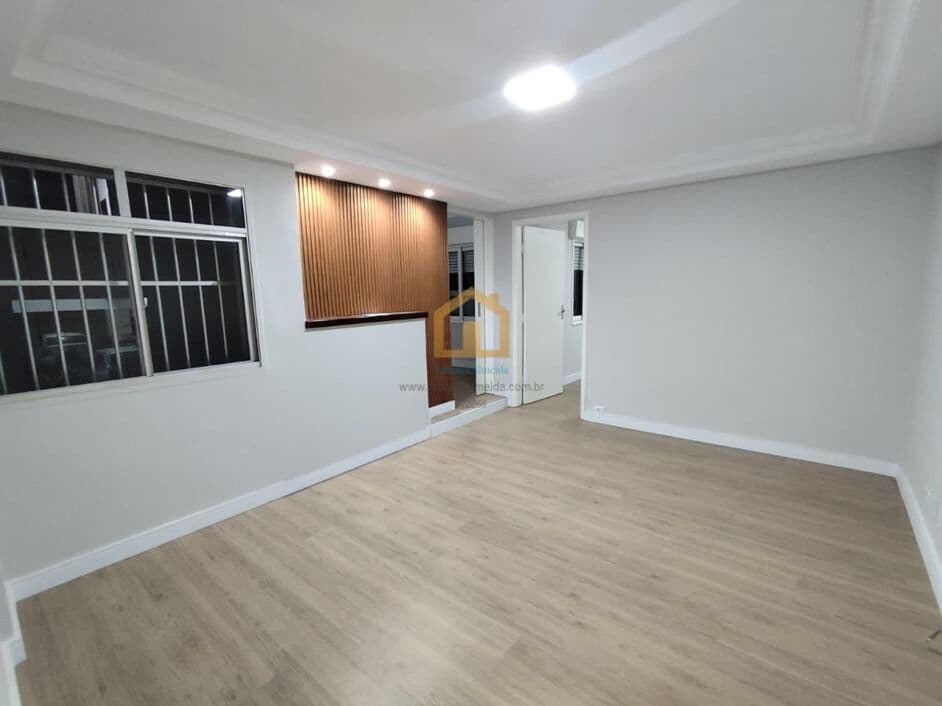 Apartamento 2 dormitórios à venda no bairro Pompéia - Santos/SP