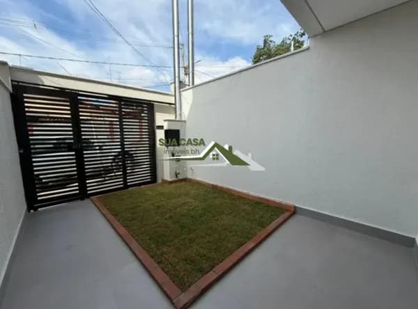 Casa - 02 Quartos - 02 Suíte - 85m²