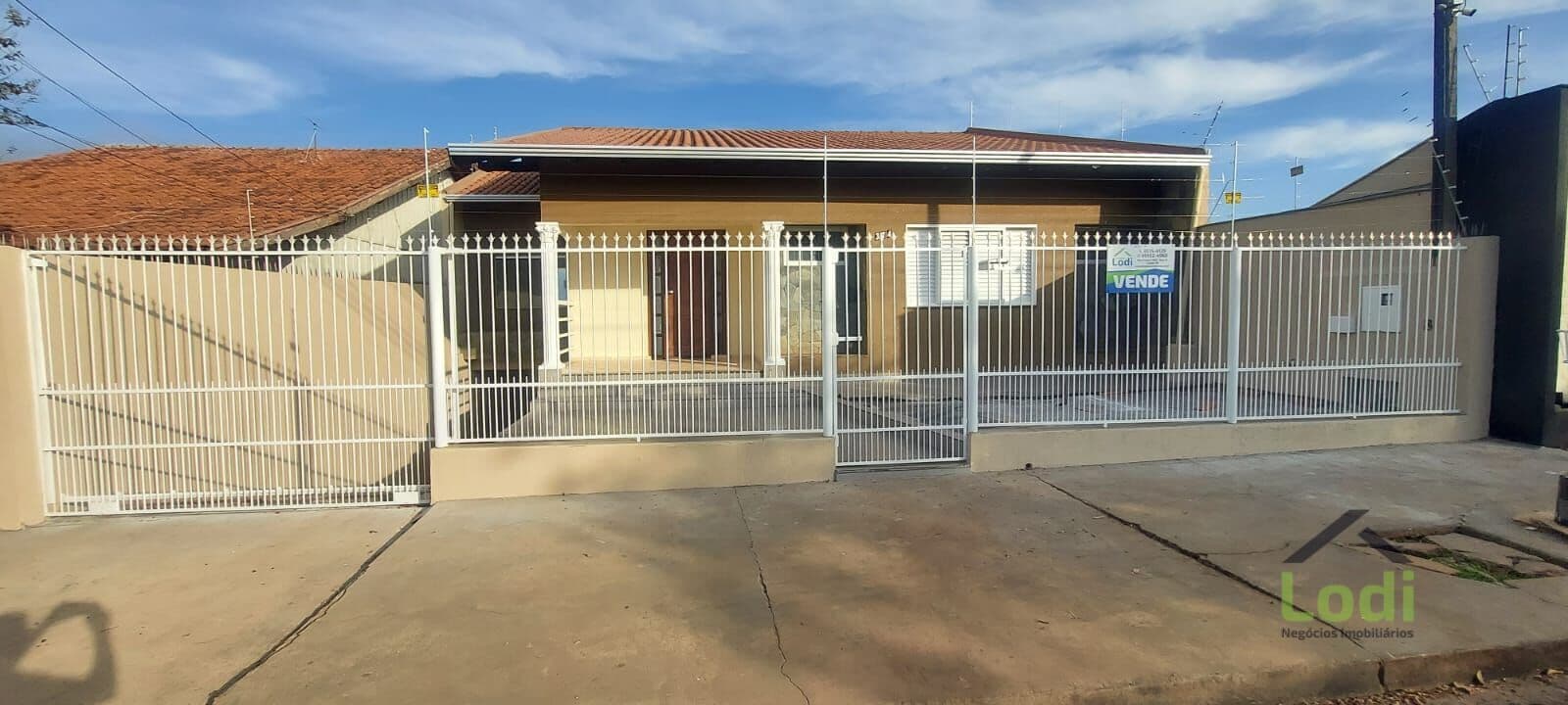 Casa Alto Padrão em Jardim Vila Rica, Cambé/PR